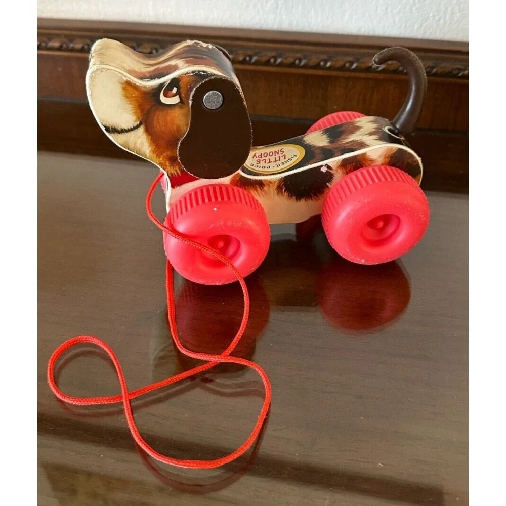 2014 Fisher-Price Little Snoopy Dog Beagle Classic‎ Pull Toy #01650 Collectable